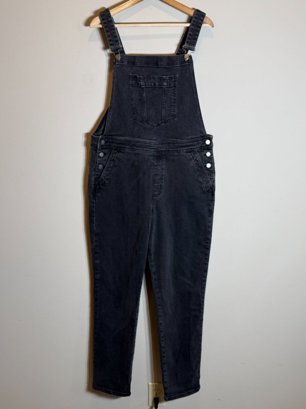 Boden Girlfriend Dungarees Overalls Women's 12 Washed Black Denim Boho Festival - Picture 4 of 16